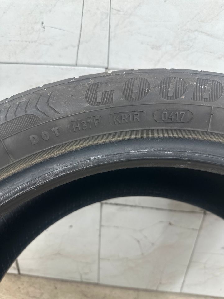 2x 205/50 R17 89V Sommerreifen Bj.2017 GOODYEAR 5,5-6mm in Remscheid