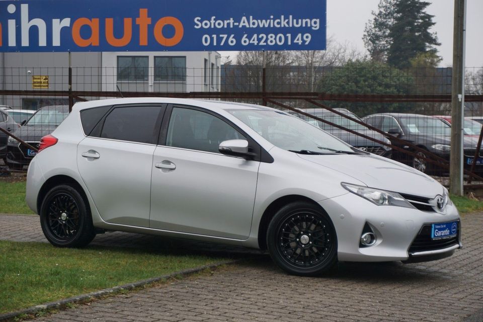 Toyota Auris START Edition*PDC V-H*KAMERA*NAVI*TEMPOMAT in Kempen