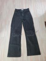 Bershka High Waist Jeans weites Bein Gr. 36 mit Löcher am Knie Hessen - Hanau Vorschau