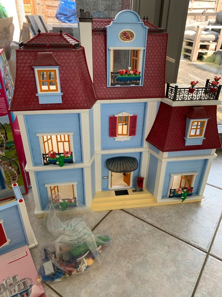 Playmobil Dollhouse 70205 & Extra Etage 9849 in Merseburg