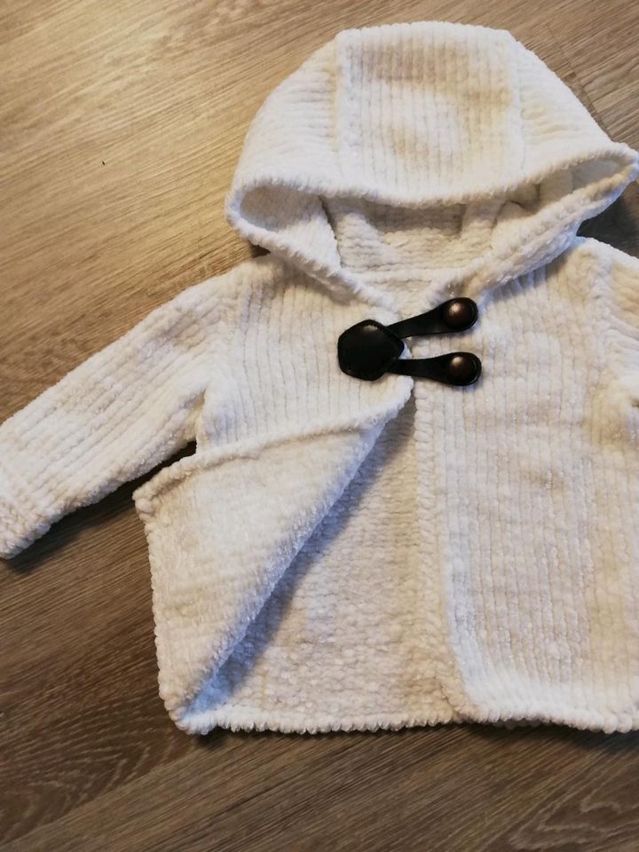 Baby Kinder Jacke in Gr. 86/92. Neuwertig. in Reppenstedt