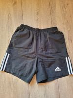 Adidas Sporthose Shorts, schwarz, Größe 176 Hessen - Hungen Vorschau