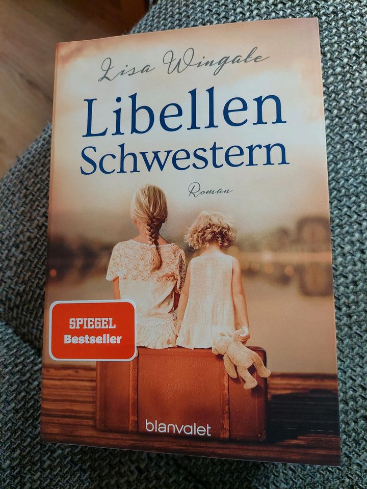 Buch "Libellenschwestern", Lisa Wingate in Stockelsdorf