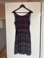 Clockhouse Sommerkleid Ethno 36 S Azteken Muster leicht weich Niedersachsen - Weyhe Vorschau