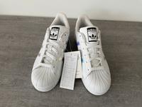 Adidas Superstar Holographic NEU mit Ettiket 38 Bayern - Tröstau Vorschau