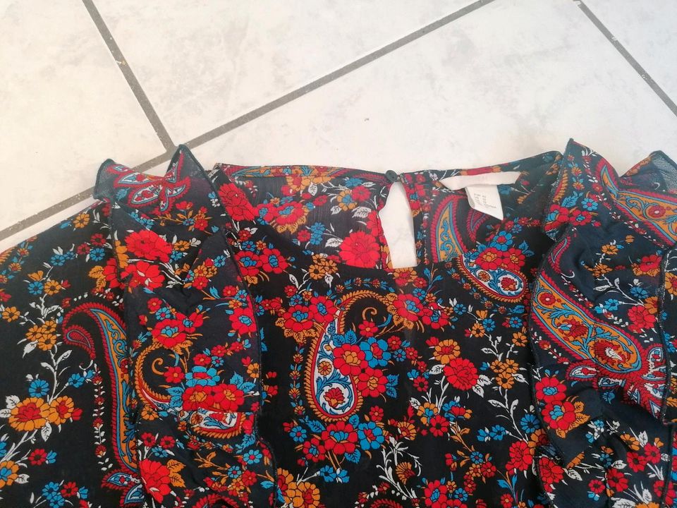 Paisley-Bluse von H&M Gr. 42 in Stendal