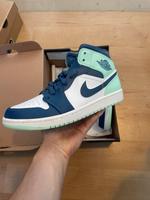 Jordan 1 mid mint 40,5 7,5 neu ungetragen Stuttgart - Stuttgart-Süd Vorschau