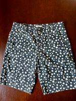 Shorts edc mit Gänseblümchen, neu! Größe 38 Dresden - Leuben Vorschau