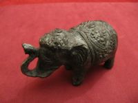 alte schwere  Bronze Figur Skulptur Elefant Indien 372 Gramm Niedersachsen - Hoya Vorschau