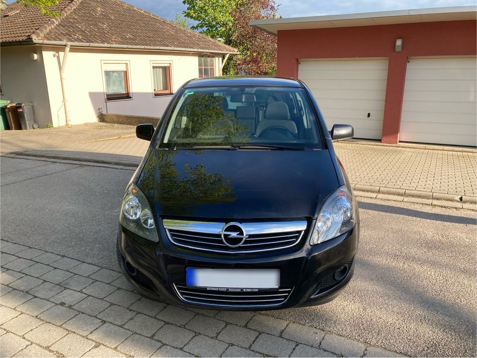 Opel Zafira eco FLEX 1.7 CDTI /92Kw.    7 Sitze,  TÜV 12/24 in Dinkelsbuehl