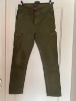 Tommy Hilfiger Cargohose oliv Gr. 164 Thüringen - Sonneberg Vorschau