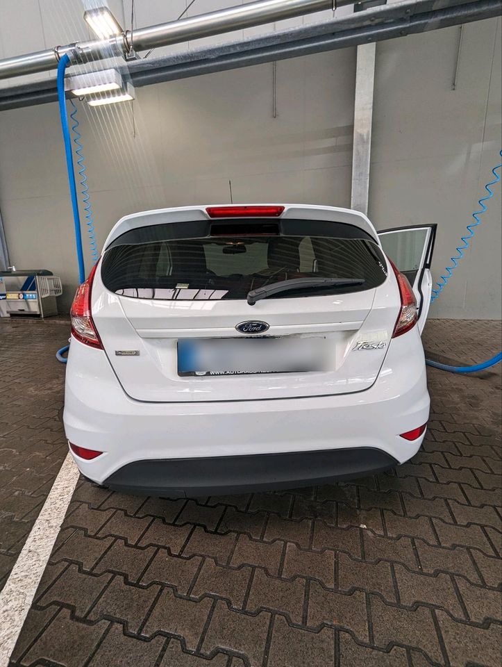 Ford Fiesta 1,0 Eco Boost *TÜV NEU* in Bad Herrenalb