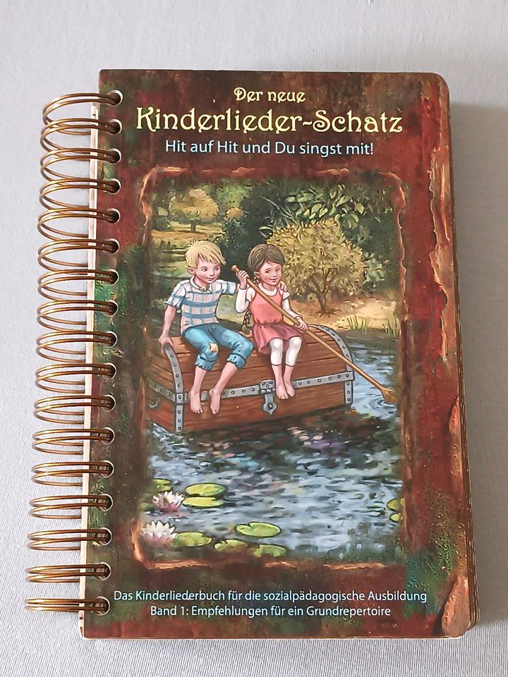 Kinderlieder-Schatz 155 Kinderlieder Gitarre Akkorde in Dresden