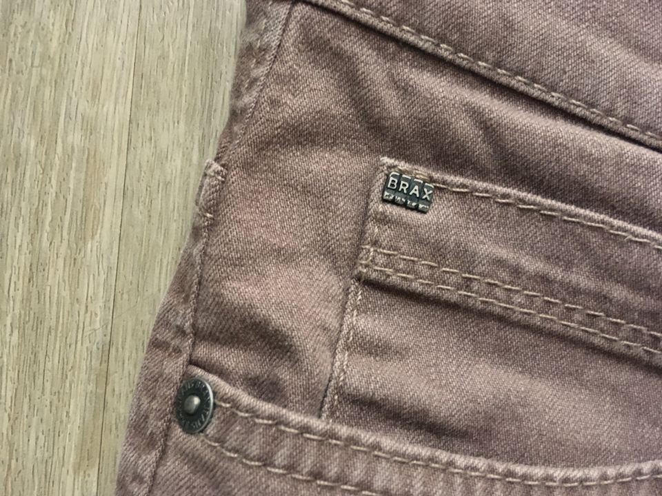 BRAX Jeans in Braun, Mod. Mary, slim line, Gr. 44 in Witten