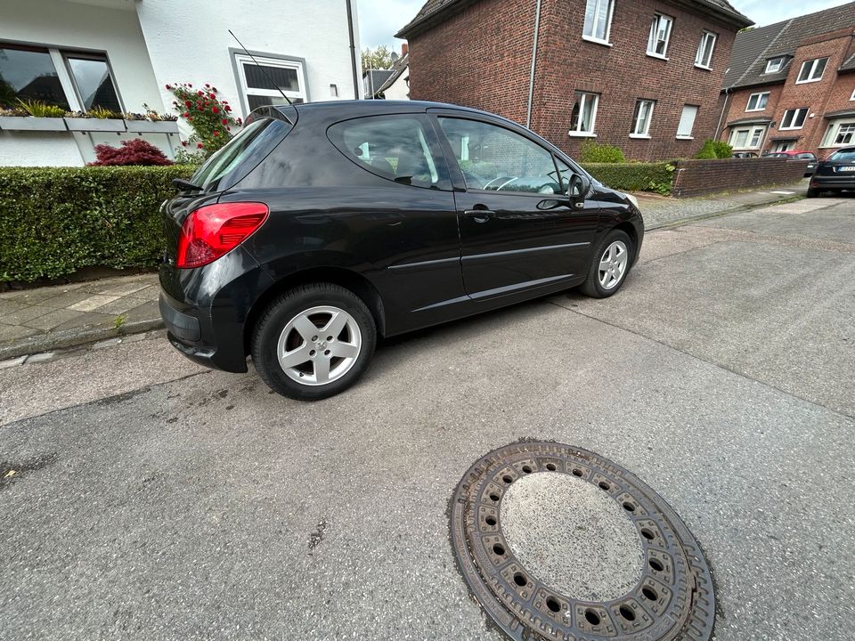 Peugeot  207   Urban Move in Gelsenkirchen