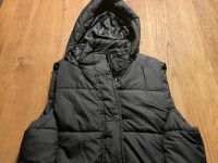 Schwarze Steppjacke ohne Ärmel Weste Winter warm Jacke Größe L Rheinland-Pfalz - Böhl-Iggelheim Vorschau