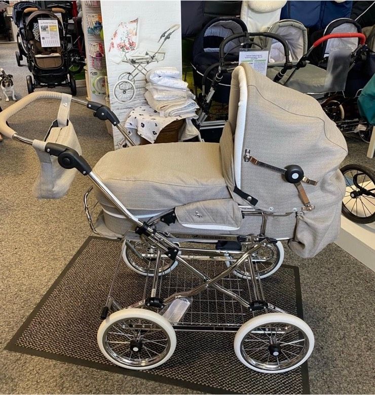 Hesba Condor Coupe Luxus Kinderwagen Beige mit viel Zubehör in Hannover