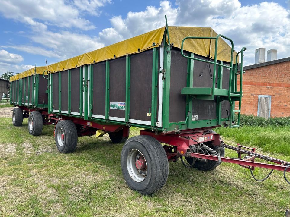 Kröger Agroliner HKD 302 Dreiseitenkipper 18 Tonner in Schweringen