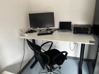 BEKANT Schreibtisch sitz/steh, weiß/schwarz,160x80 cm + Bürostuhl München - Sendling Vorschau