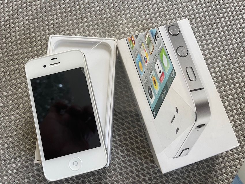 APPLE iPhone 4s, Weiss, 16 GB, RARITÄT, neu in Freilassing