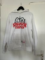 Stranger things x champion pullover Sachsen-Anhalt - Halle Vorschau