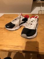 Nike Air Jordan Retro 11 Nürnberg (Mittelfr) - Mitte Vorschau