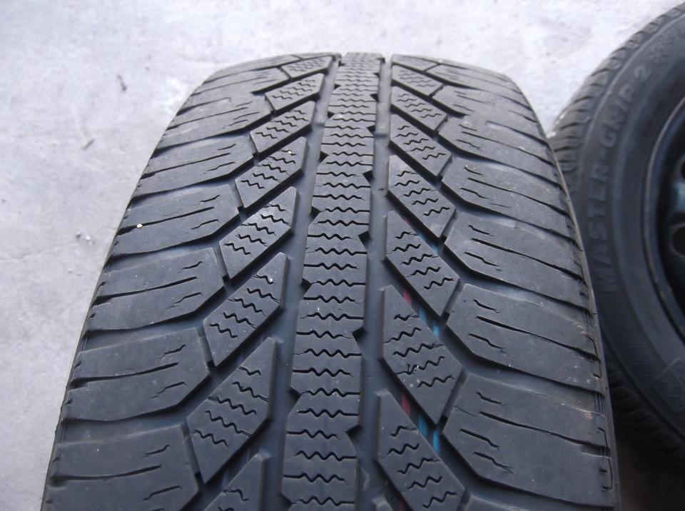 Winterräder, Skodaräder, Rapid, Reifen 185/60 R15, 3+1 Felge in Schönheide