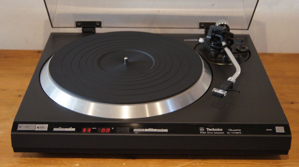 Technics SL-1410 MK2 Plattenspieler, Lift überholt! in Steinburg