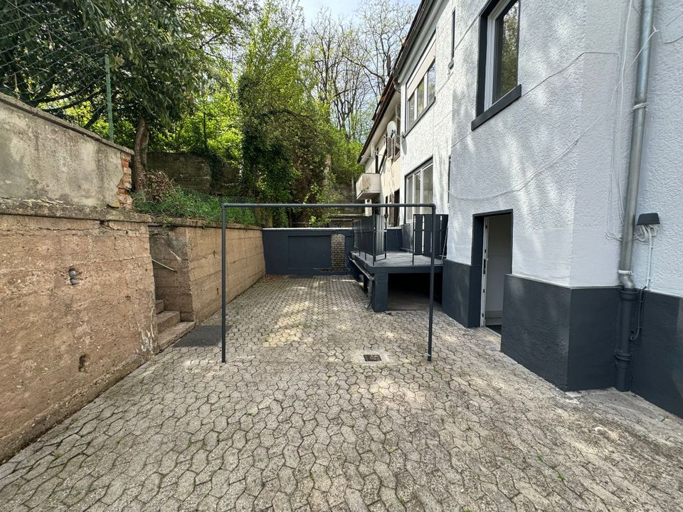 MFH St-Arnual: 6 WE-Mehrfamilienhaus ca. 6% Rend. sehr gute Lage in Saarbrücken