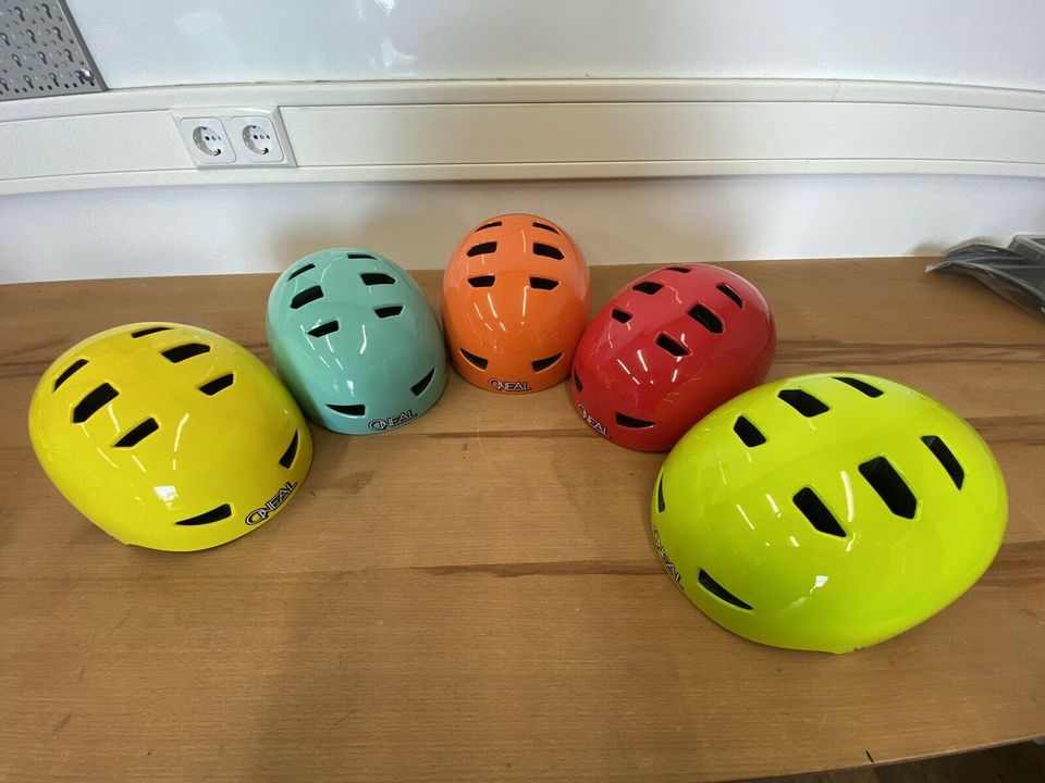 BMX Fahrrad Downhill Helm Oneal verschiedene Größen top neu in Neuching