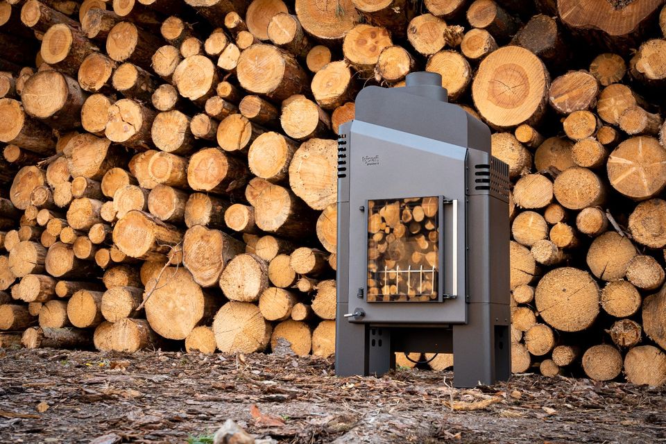 BJOERN Premium D-06 Holzofen Kaminofen Warmluftofen in Stendal