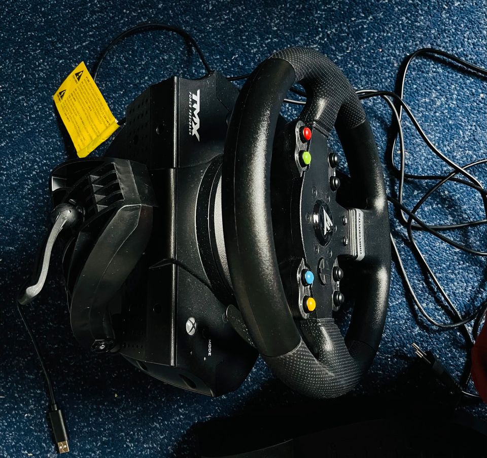THRUSTMASTER TMX Force, Xbox One / PC / Series X|S) in Bremen