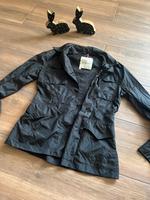 Moncler Überwurf Jacke leicht  36 38 Blouson Hessen - Fulda Vorschau