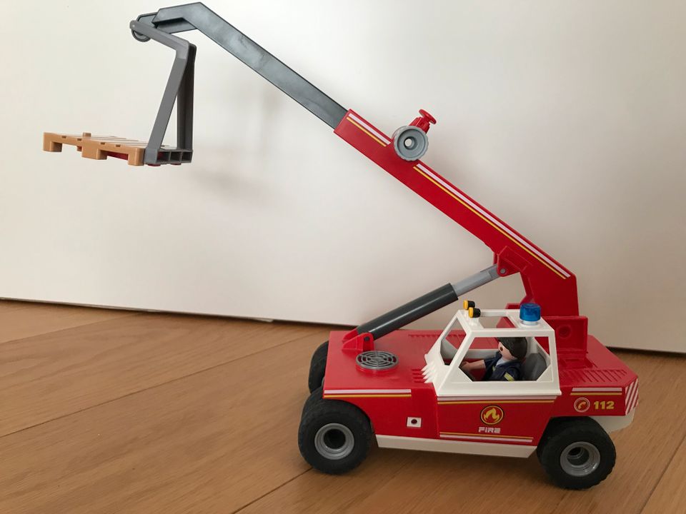 Playmobil City Action Feuerwehr Teleskoplader 9465 in Oberhaching