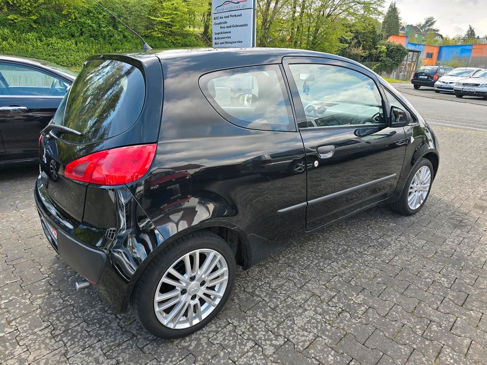 Mitsubishi Colt 1.3 mit TÜV und Klimaanlage in Selters