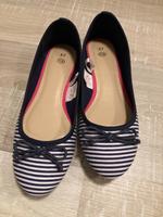 C&A maritim Ballerina weiß blau Streifen Gr. 37 NEU Bayern - Augsburg Vorschau