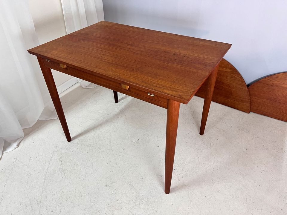 Arne Vodder für Sibast Möbel Esstisch Küchentisch oval erweiterbar ausklappbar Designertisch Dänisches Mid Century Design 60er Vintage in Berlin