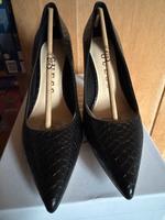 Guess Pumps schwarz Neu Gr 36  41 Nordrhein-Westfalen - Arnsberg Vorschau