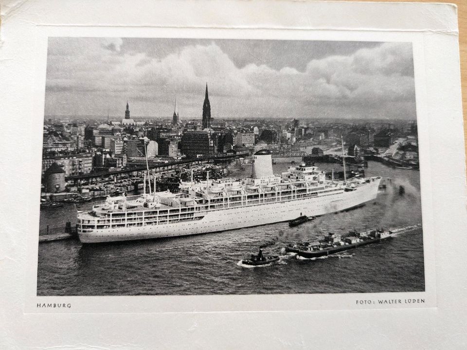 Hamburg, Walter Lüden u.a., alte Fotodrucke auf Karton in Berlin