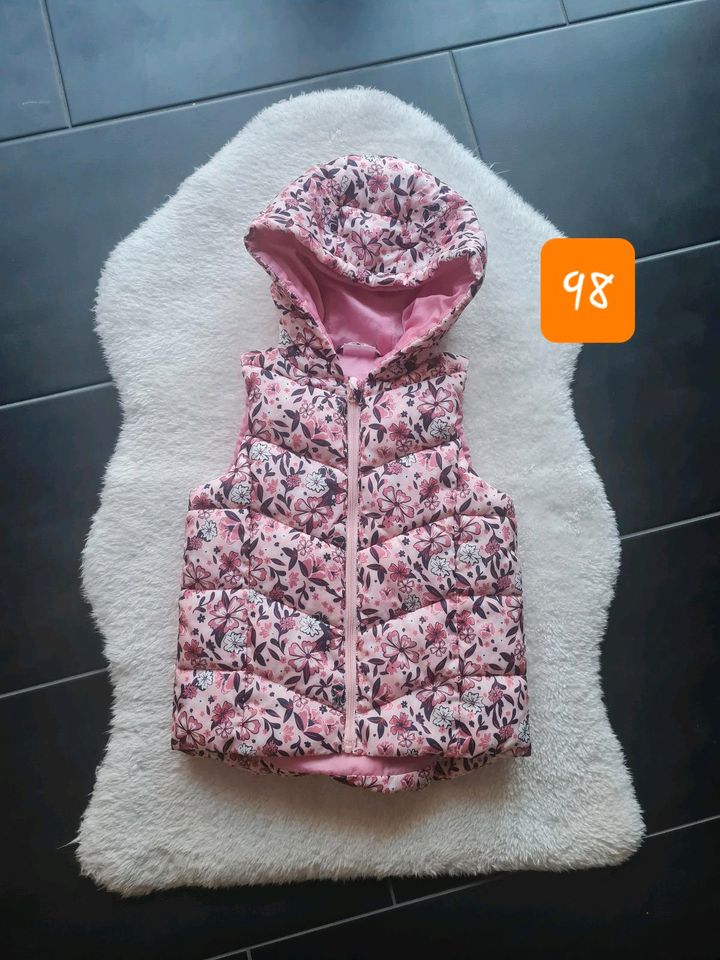 Weste Steppweste Jacke wie neu 98 in Altenpleen