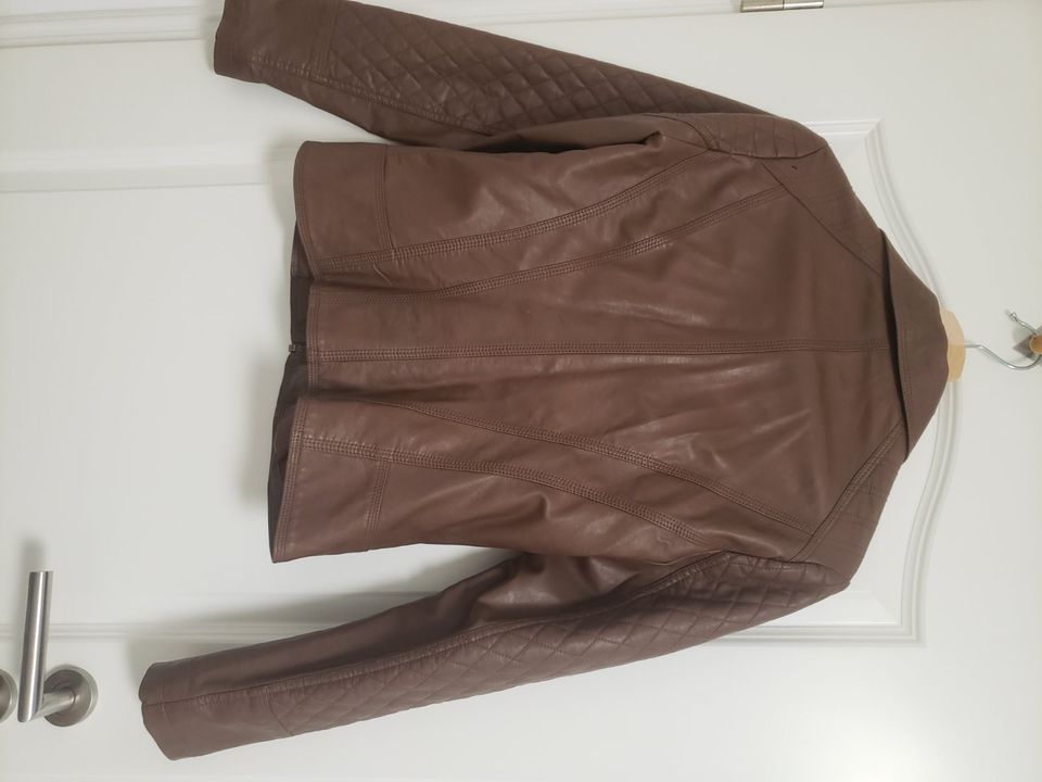 Lederjacke braun gr. S Damen in Bestwig