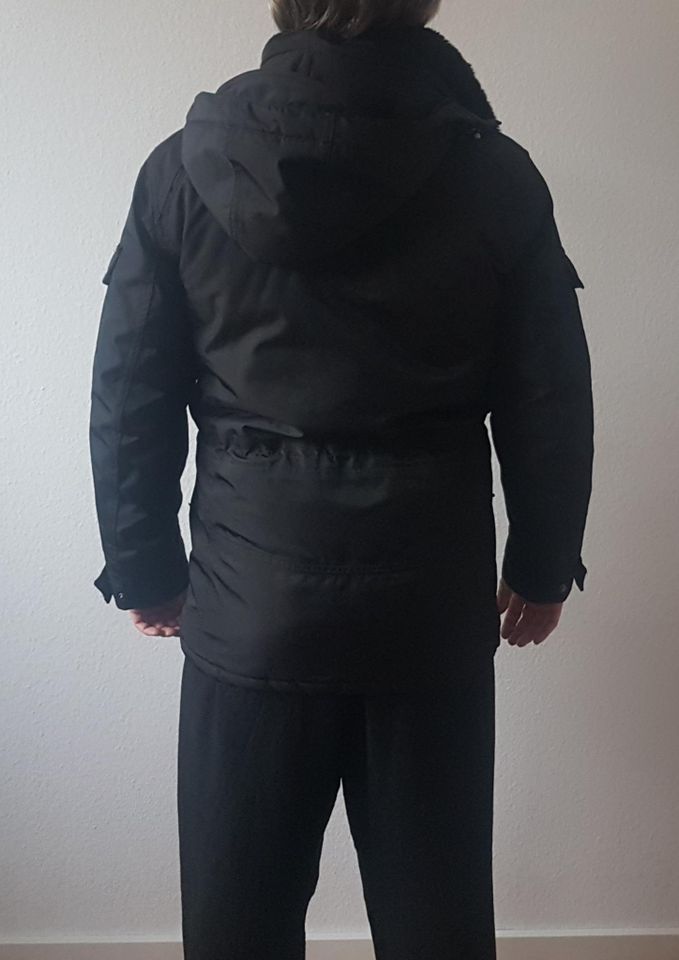 Wellensteyn Kodiacs Herren Winterjacke Größe M - schwarz in Pfungstadt