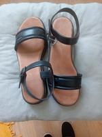 Esprit Sandalen Leder Sachsen-Anhalt - Bernburg (Saale) Vorschau