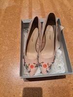 Pumps Marco Tozzi bestickt Gr. 41 Marburg - Wehrda Vorschau