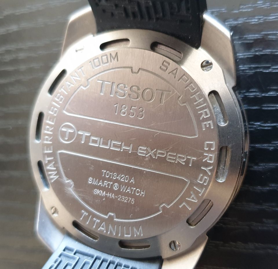 TISSOT T-Touch II Titan mit Kautschukband schwarz in München