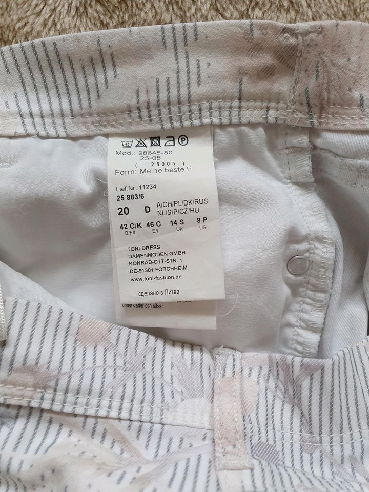 Damen Chino Hosen 7/8 weiß Toni Fashion Gr.40 L in Rüsselsheim