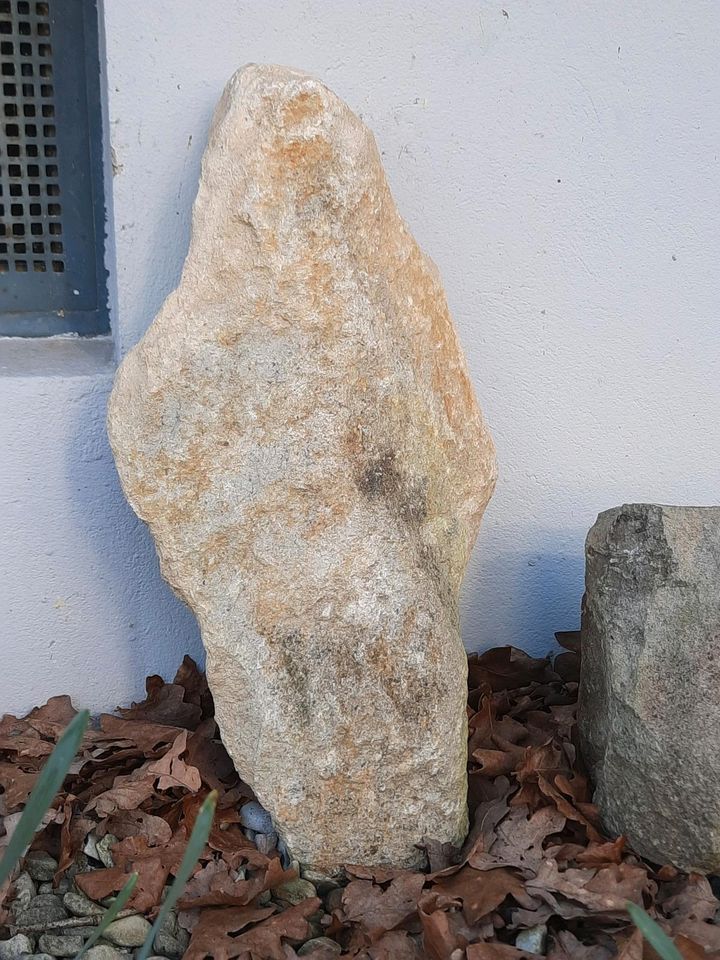 Thüster Kalksteine für Bildhauerei, Preise s. Beschreibung in Göttingen