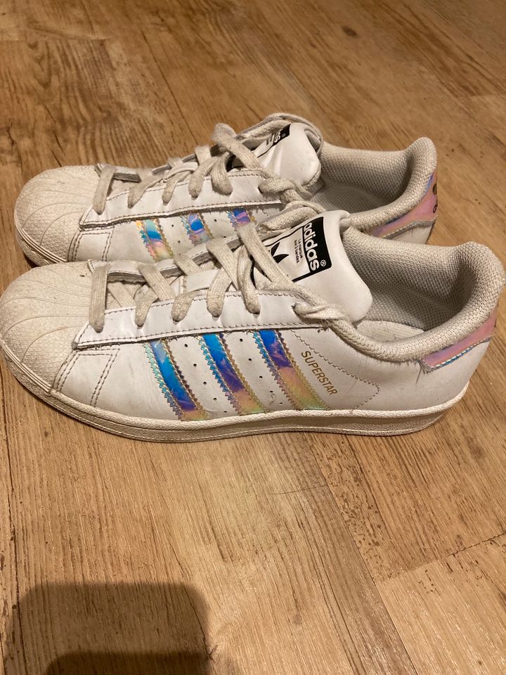 Adidas Superstar Regenbogen in Bayern - Friedberg | eBay Kleinanzeigen ist  jetzt Kleinanzeigen