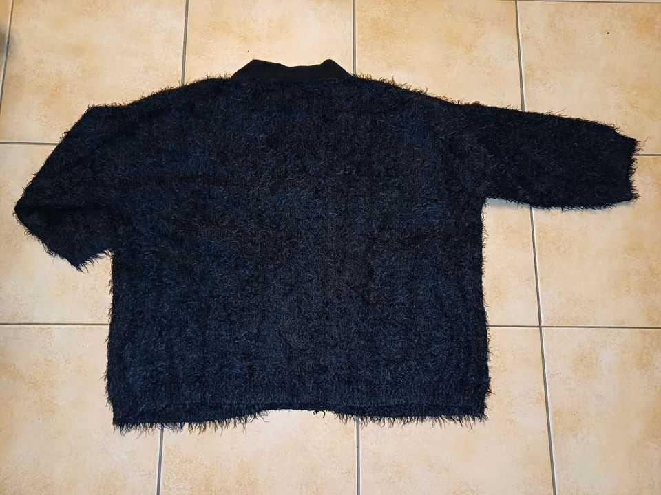 3,50€ Gr. L flauschiger Oversize Pullover Gina Tricot in Neuss