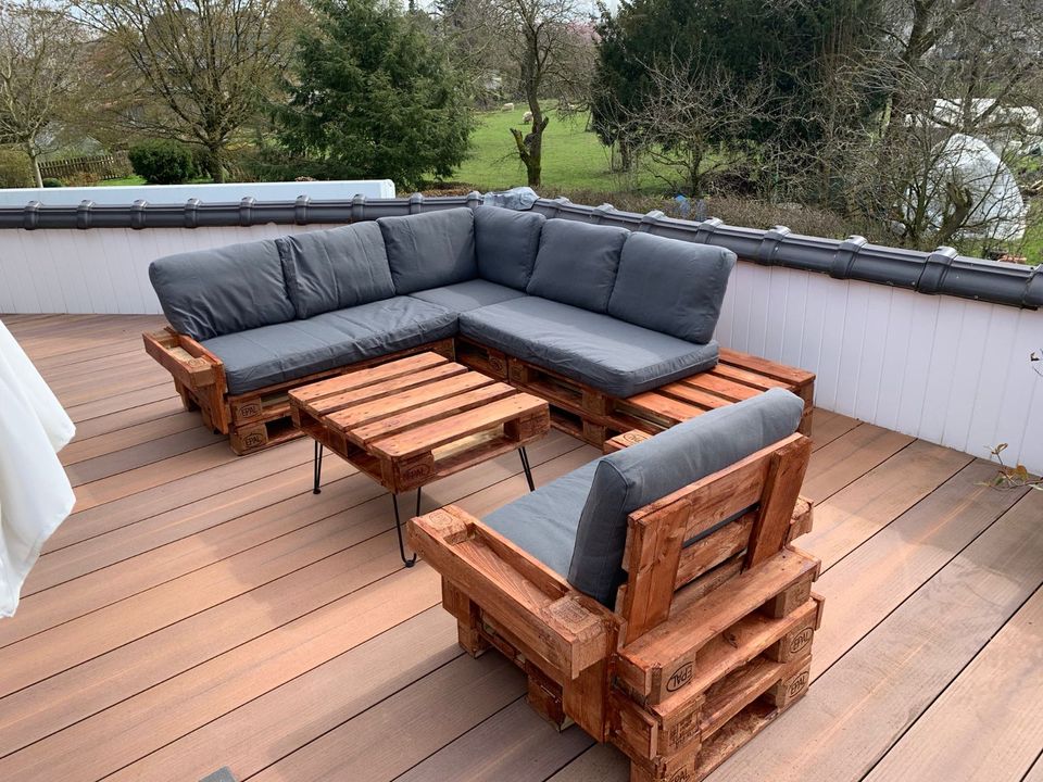 Garten-Lounge Sitz-gruppe Tisch Paletten Terrassen-Möbel Sofa DIY in Bünde